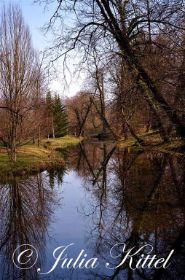 2015-03-20 Wasserschloss bei Salzburg 02 kmnW.jpg
